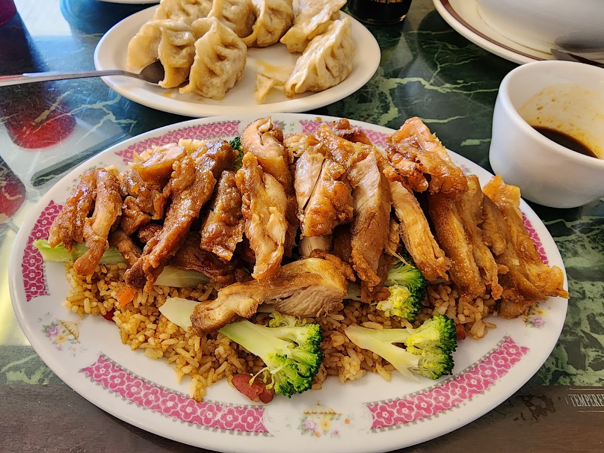Hong Kong Restaurant Photo 9