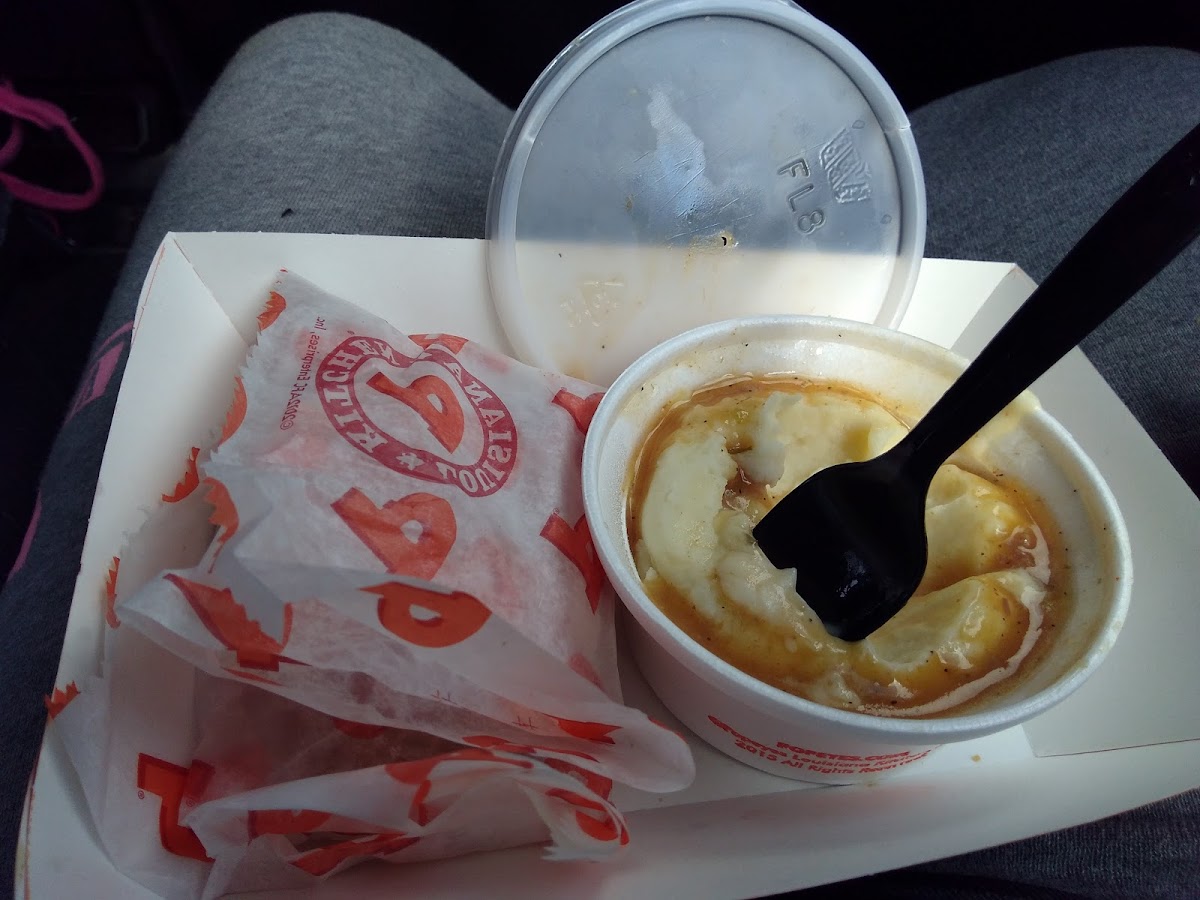 Popeyes Louisiana Kitchen Photo 9