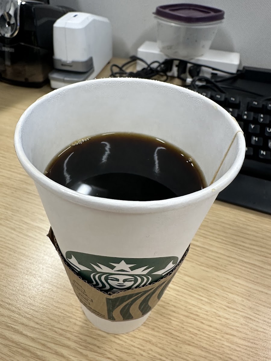 Starbucks Photo 4