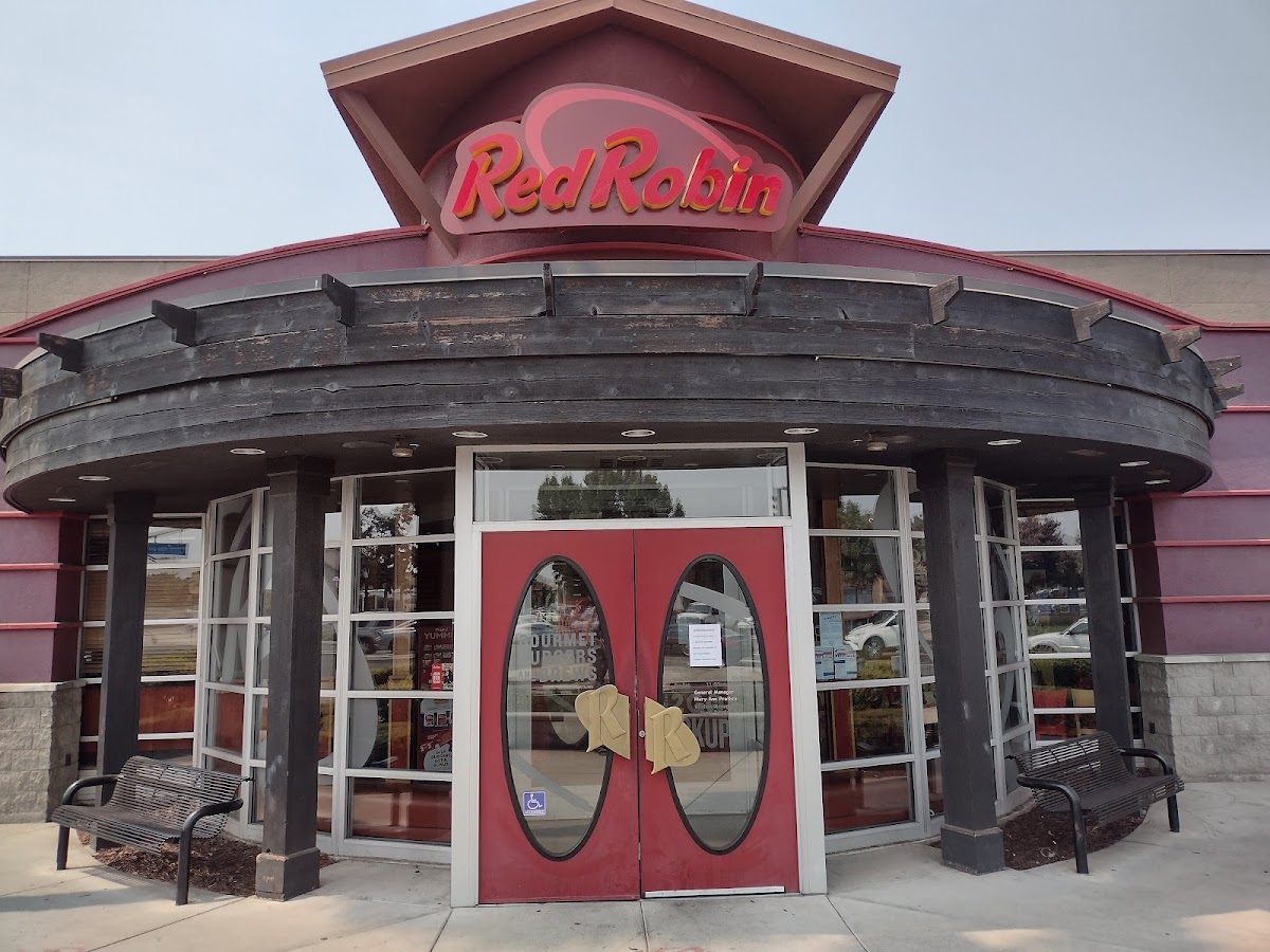 Red Robin Gourmet Burgers and Brews