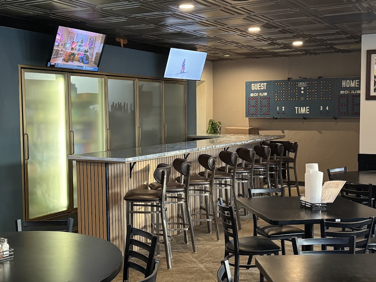 Fracasso's Village Pizza