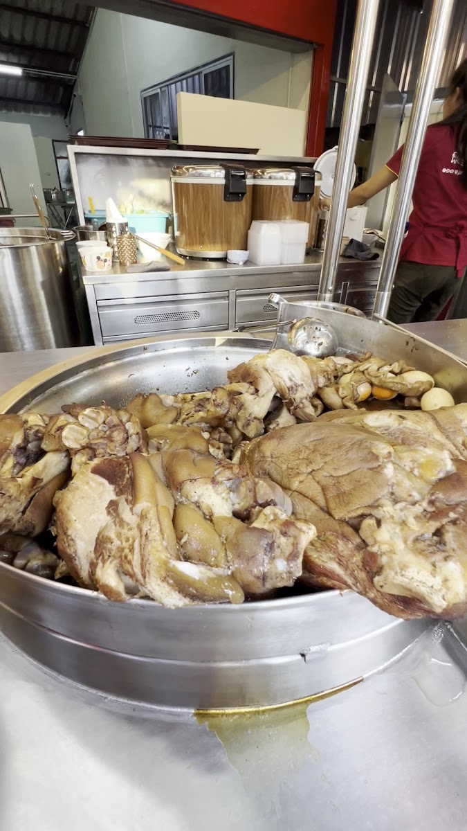 โจ๊กหมูทอง (ลาดพร้าว 71) Photo 2