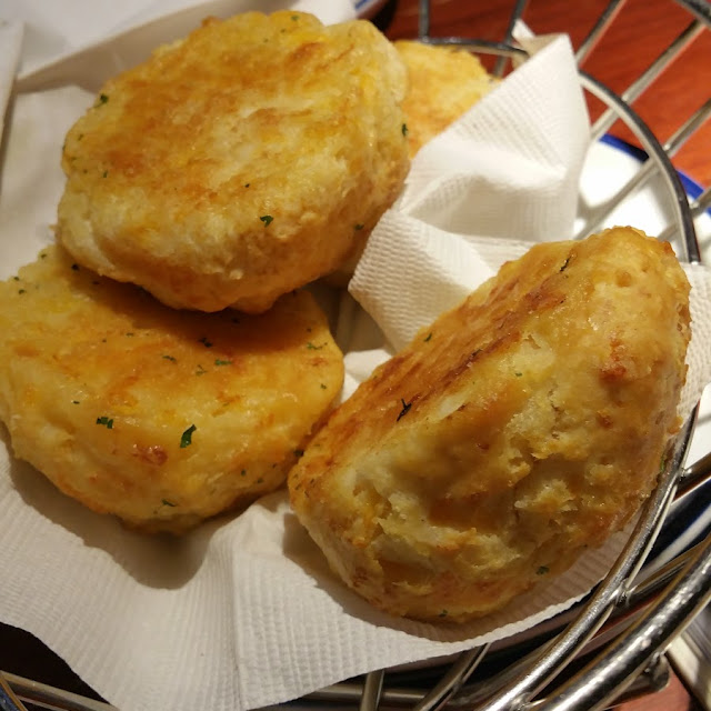 Endless Chowder Salad & Cheddar Bay Biscuits