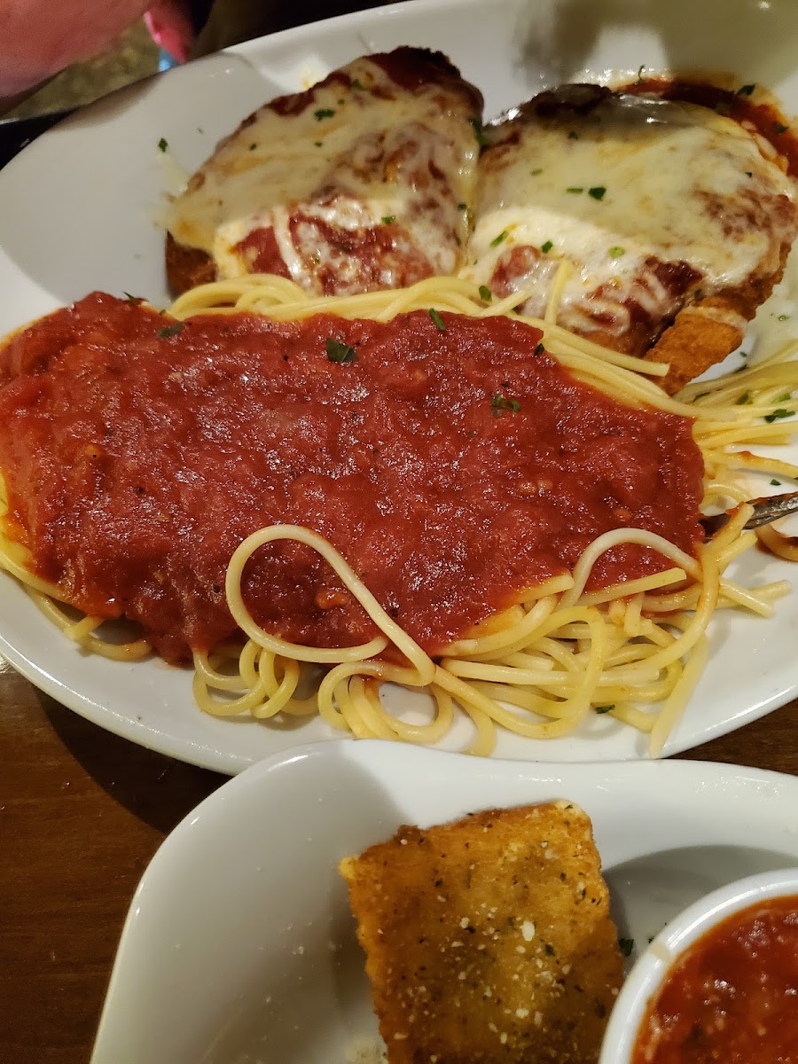 Olive Garden Italian Restaurant Photo 5