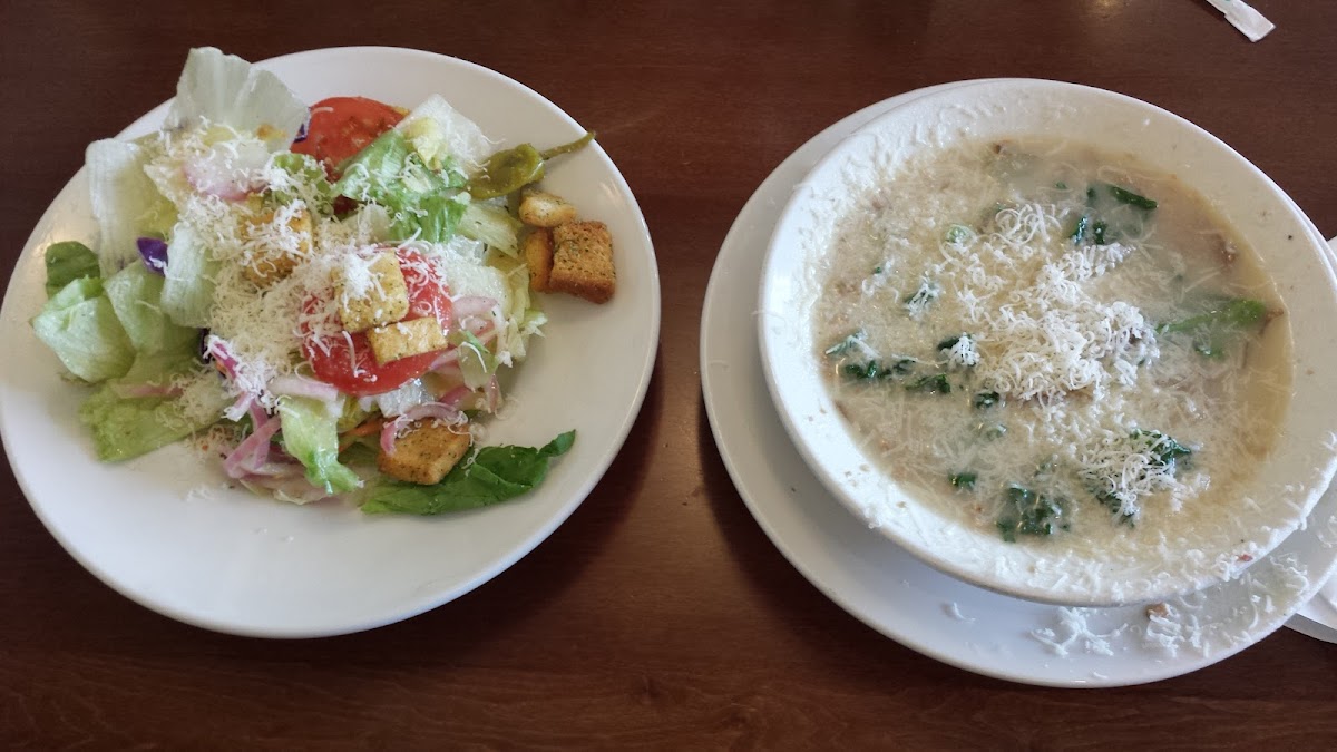 Olive Garden Italian Restaurant Photo 7