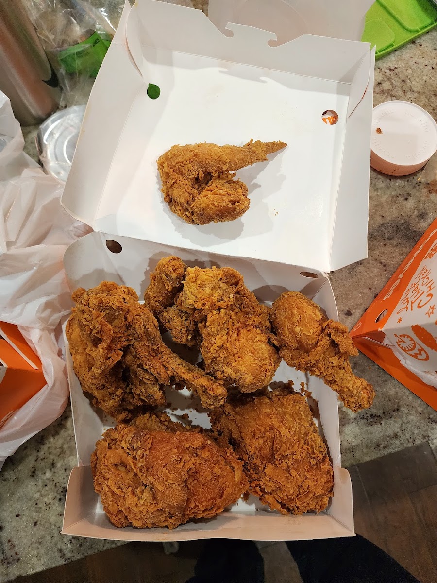 Popeyes Louisiana Kitchen Photo 6