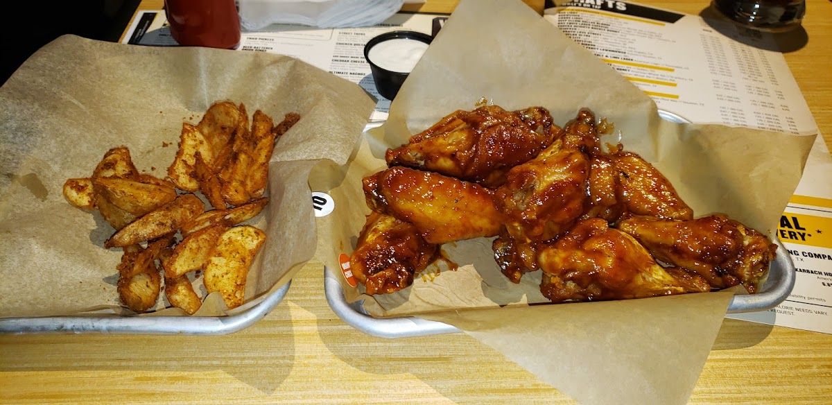 Buffalo Wild Wings Photo 10