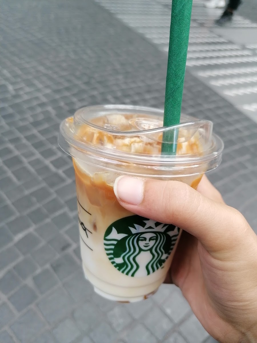 Starbucks Photo 7