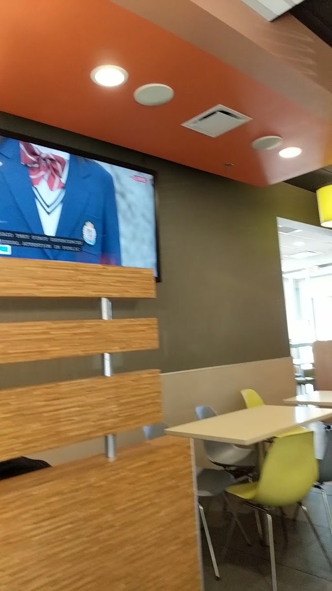 McDonald's Photo 2