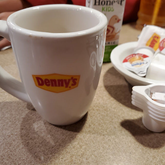 Cafecito Y Chiken Quesadilla