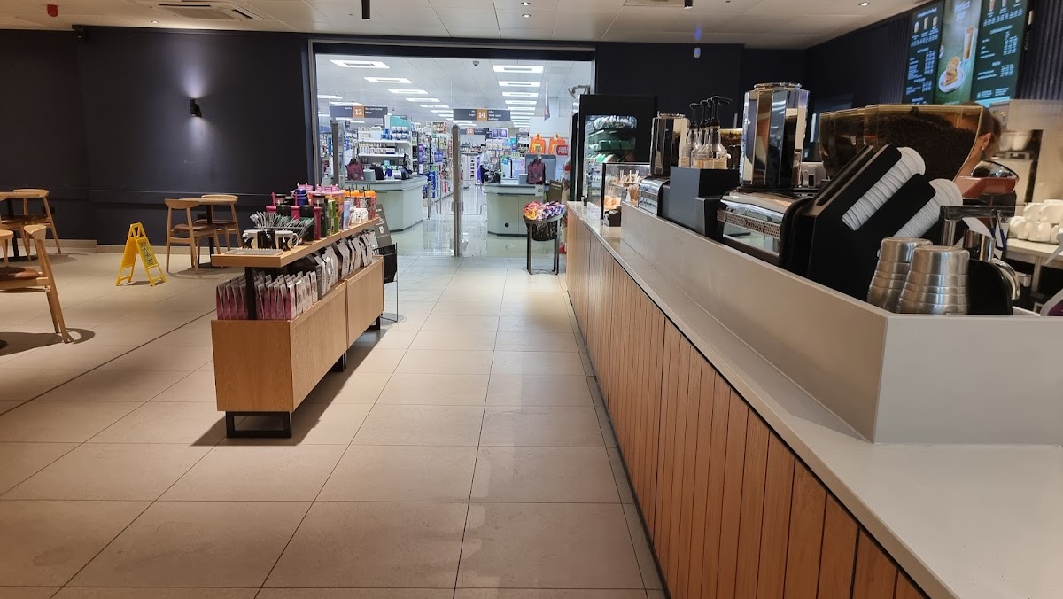 Starbucks Photo 3