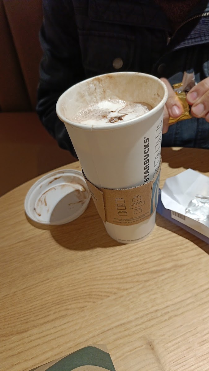 Starbucks Photo 5