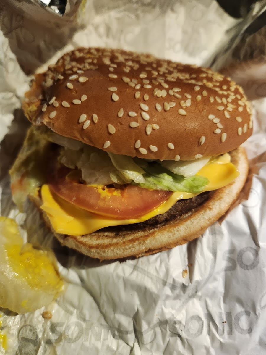 Sonic Drive-In Photo 7