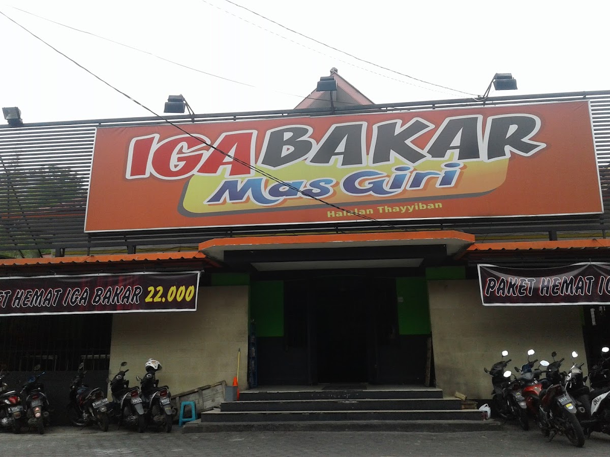 Iga Bakar Mas Giri
