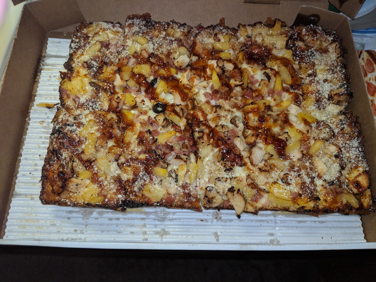 Jet's Pizza Photo 7