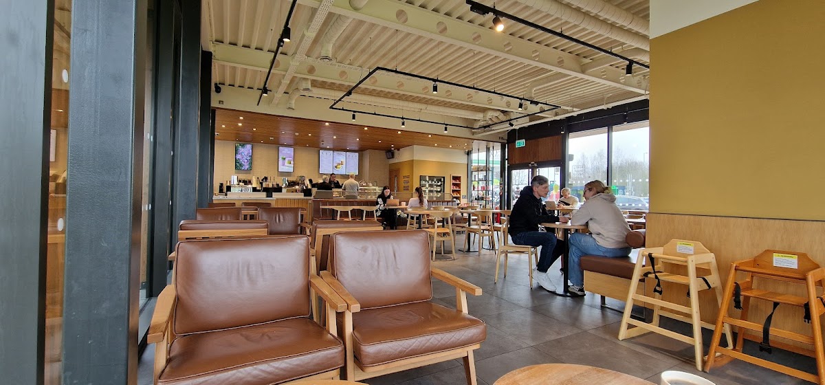 Starbucks Coffee Photo 4