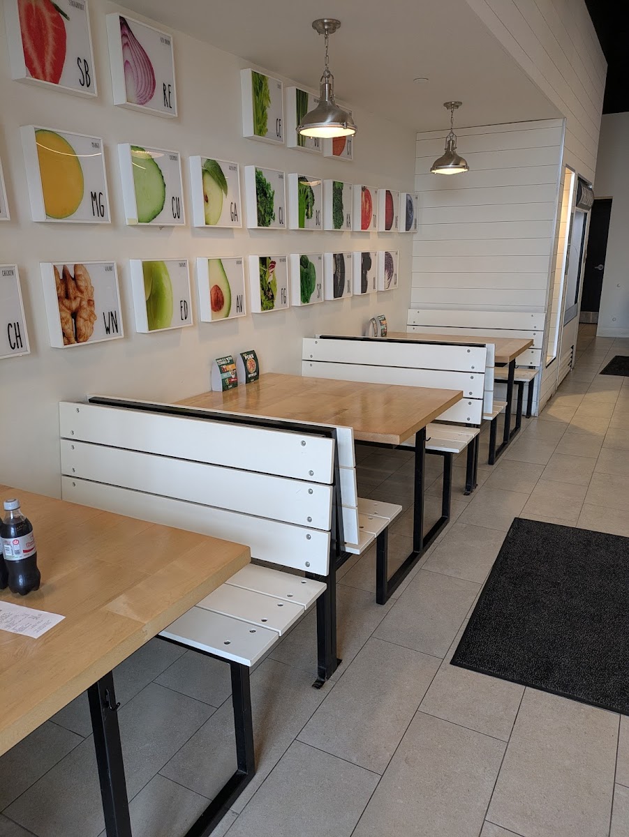 Freshii Photo 3