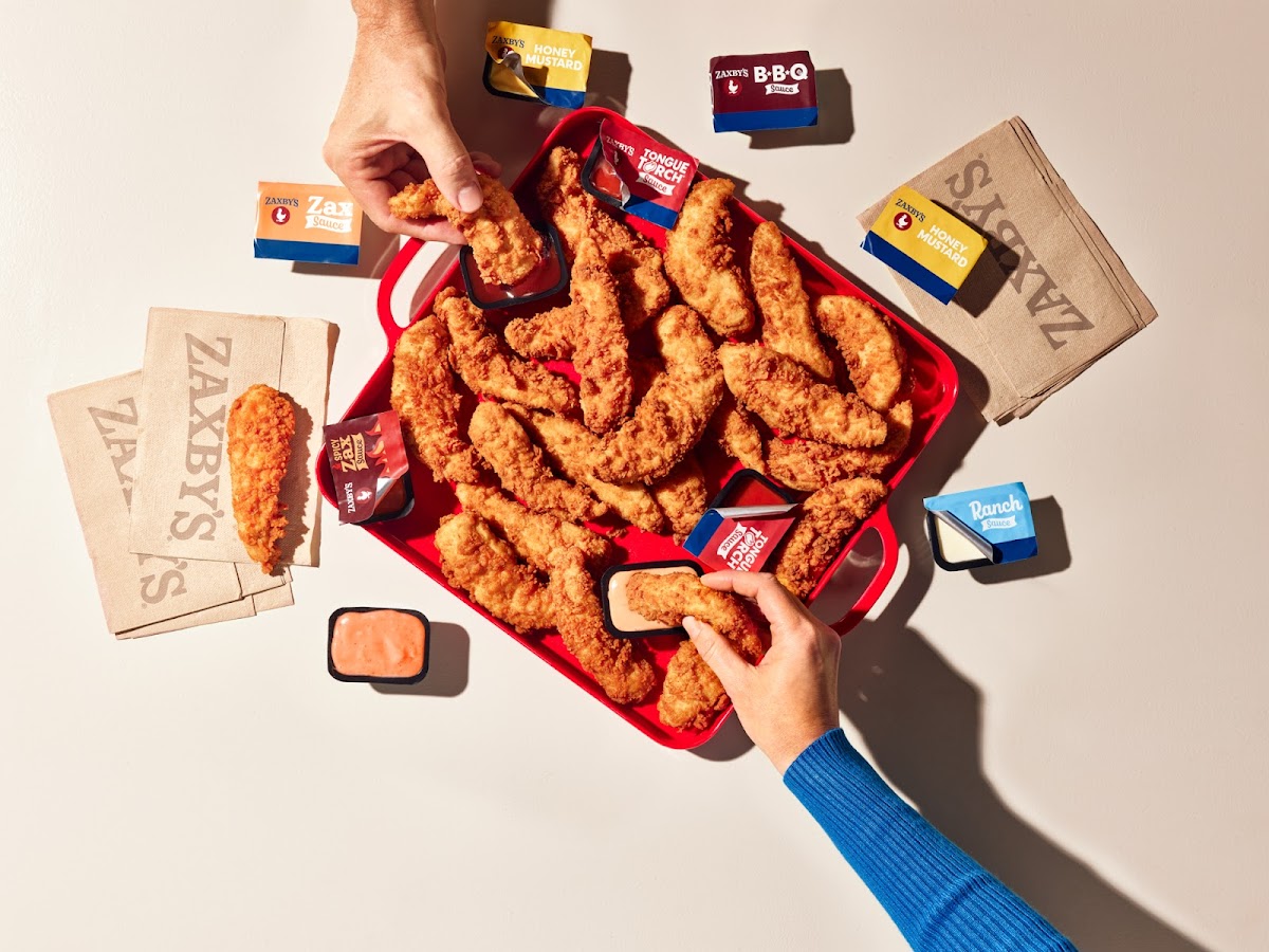 Zaxby's Chicken Fingers & Buffalo Wings Photo 8