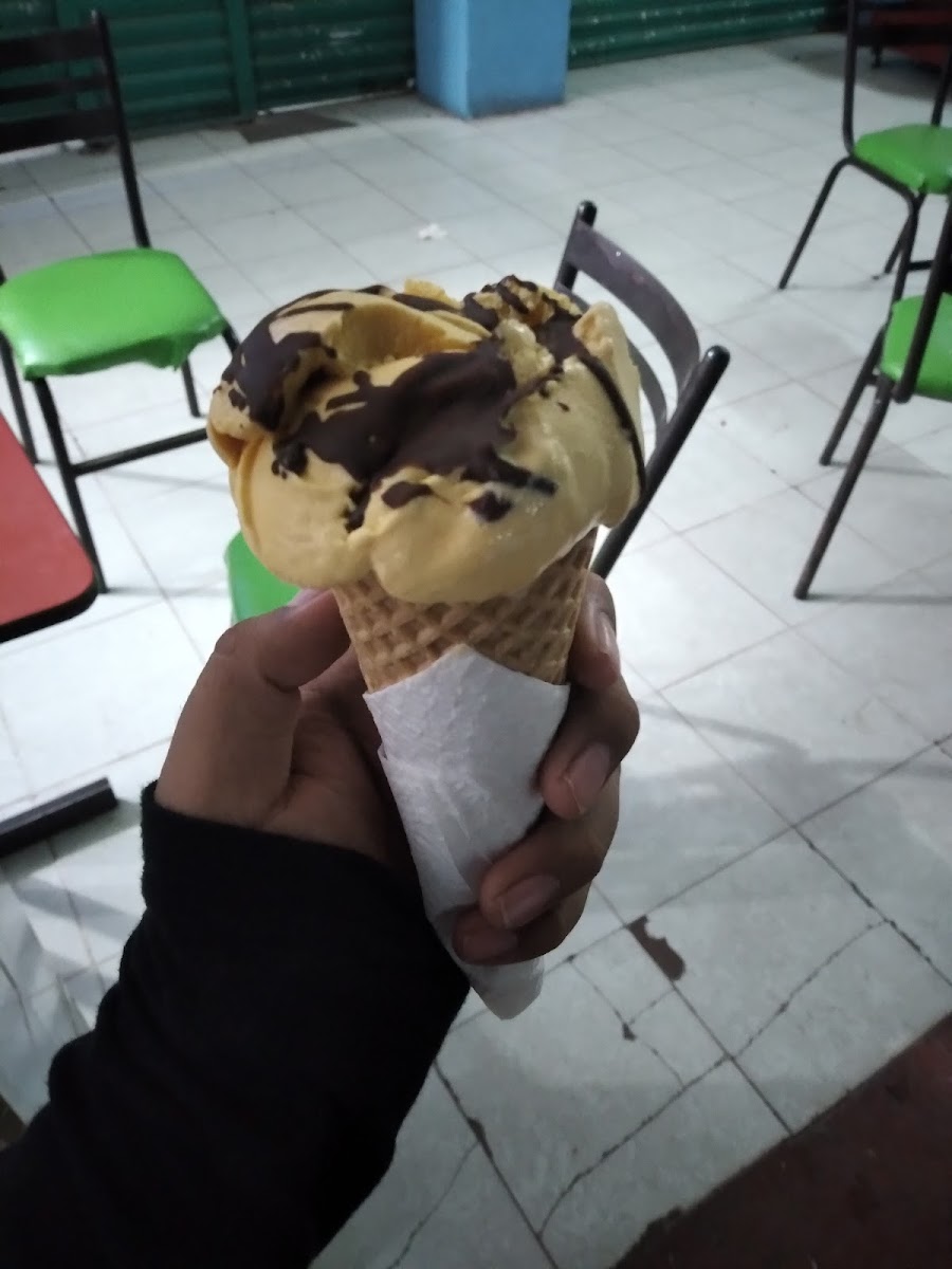 La Huachita Ice Cream Paleteria Photo 7