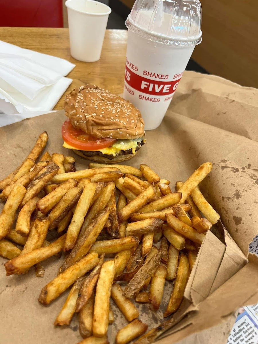 Five Guys Burgers and Fries Cardiff Newport Road Photo 4