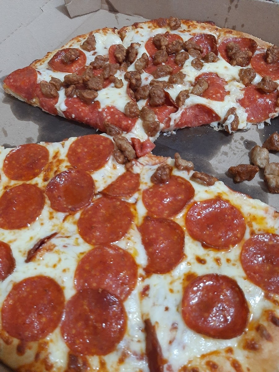 Little Caesars Pizza Photo 7