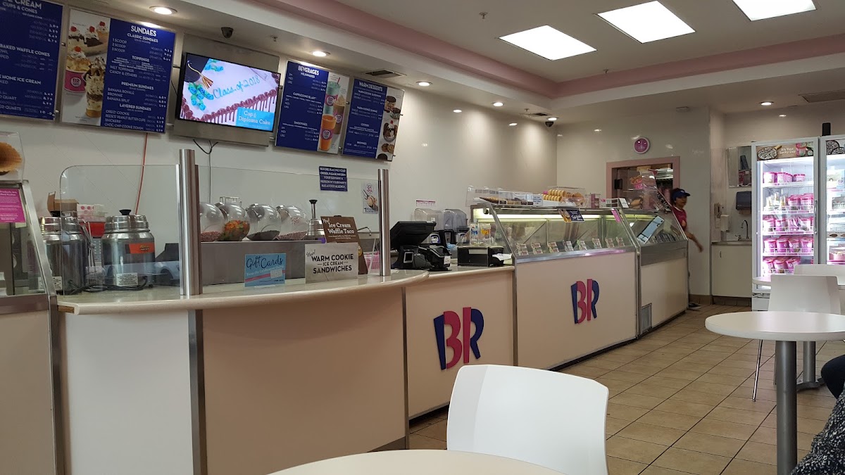 Baskin-Robbins Photo 10