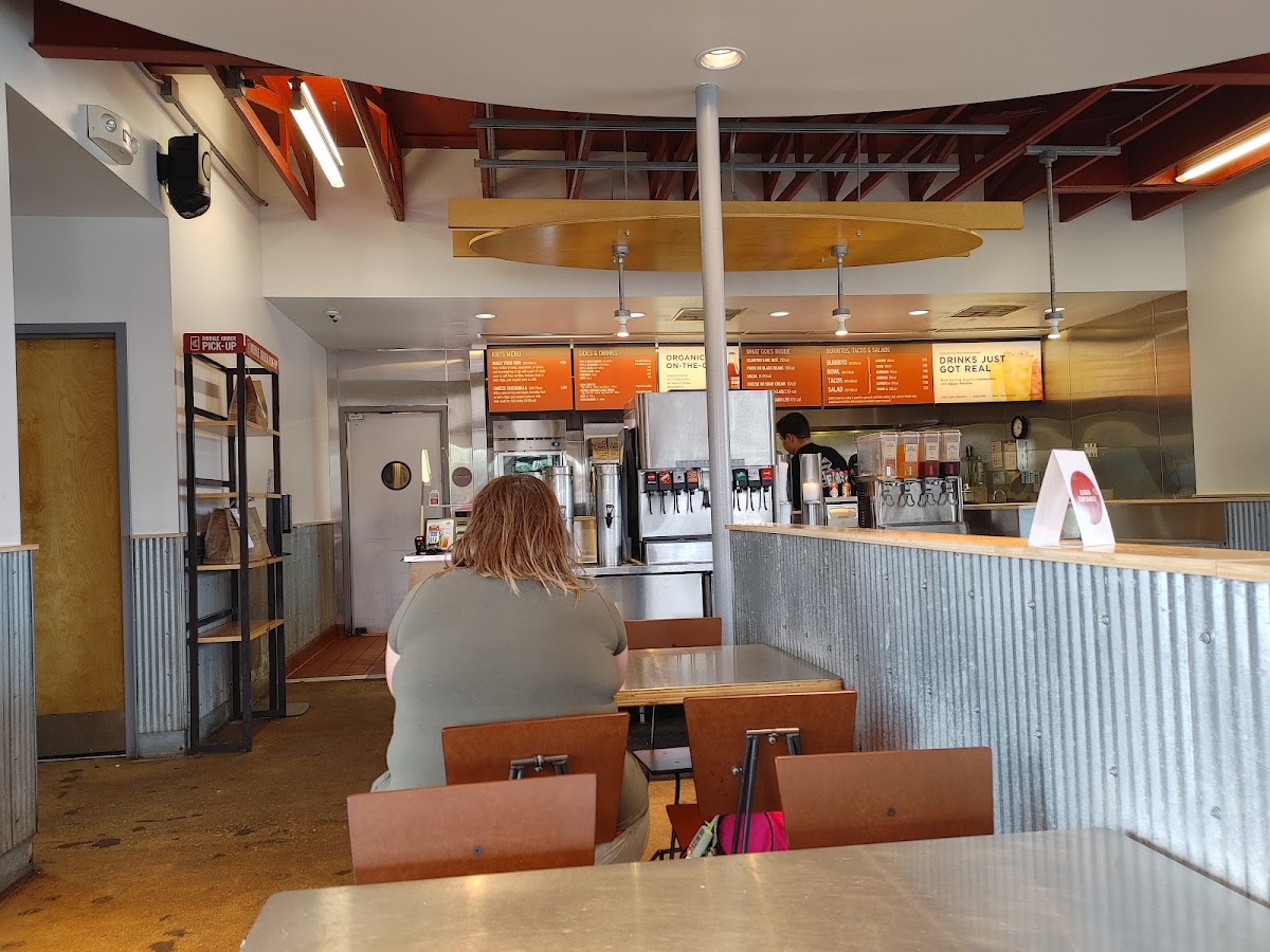 Chipotle Mexican Grill Photo 7