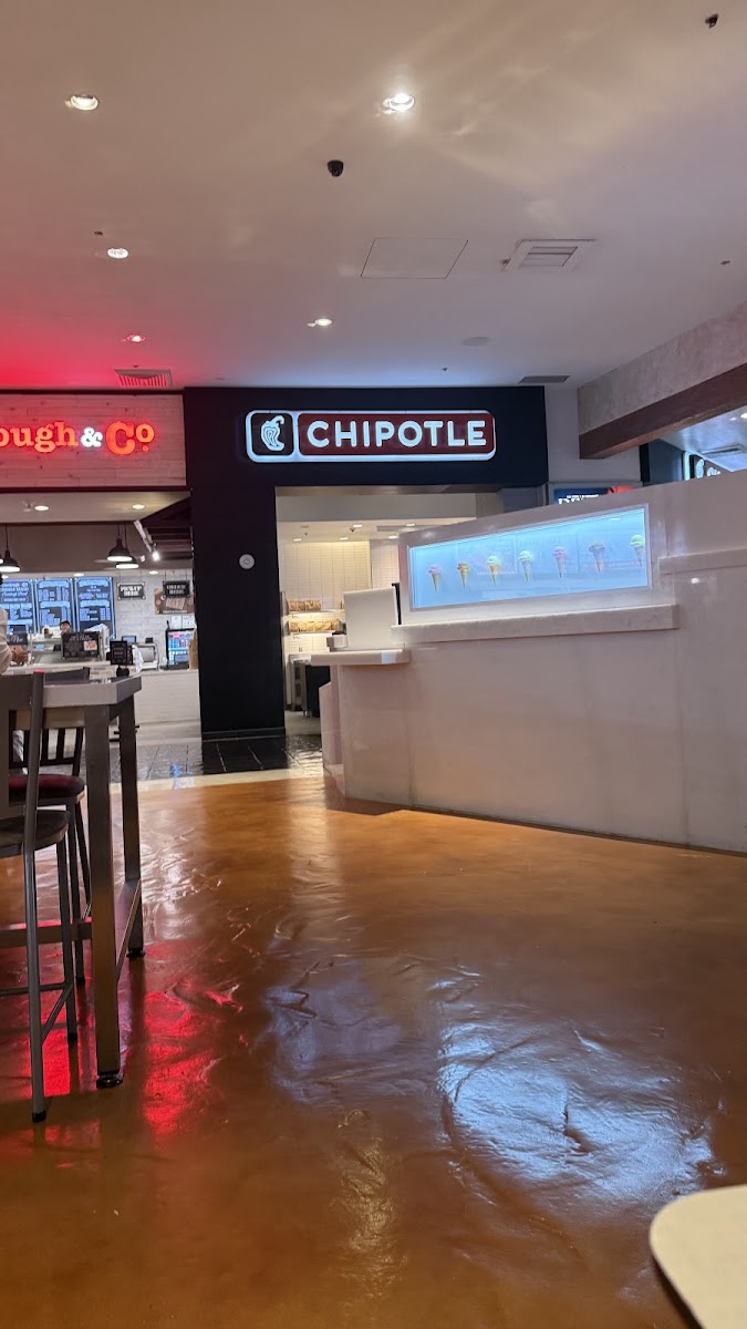 Chipotle Mexican Grill Photo 9