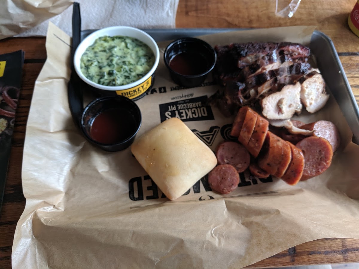 Dickey's Barbecue Pit Photo 6