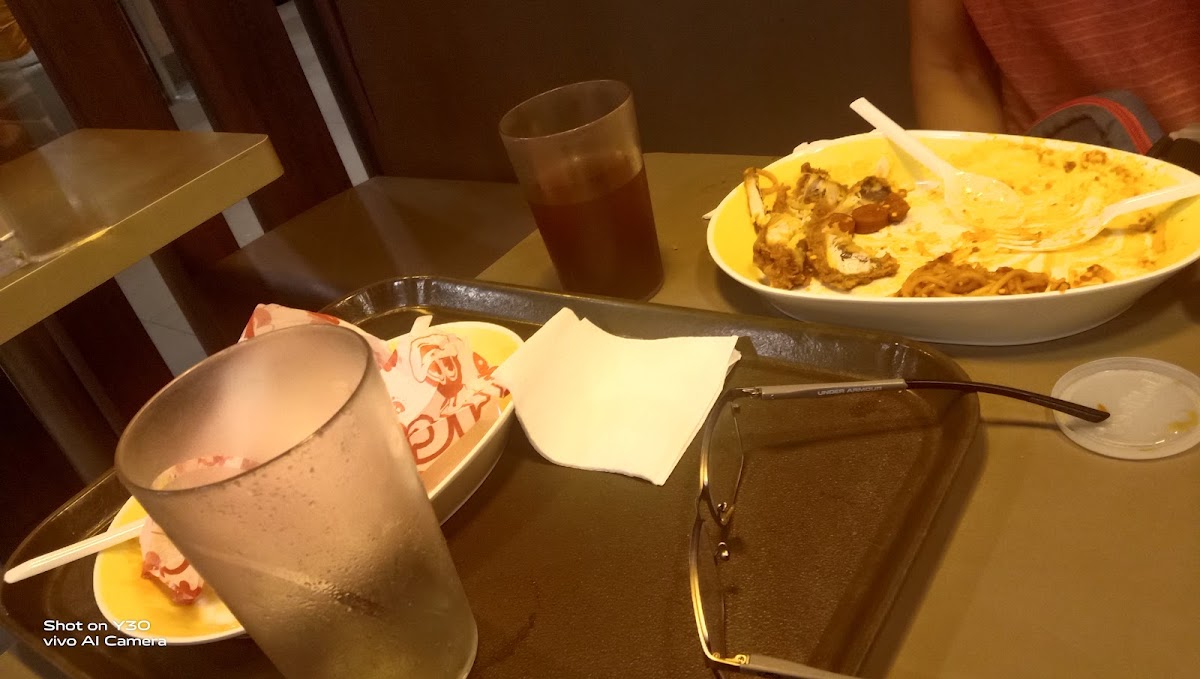 Jollibee Photo 7
