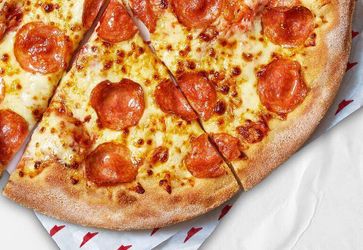 Pizza Hut Photo 3