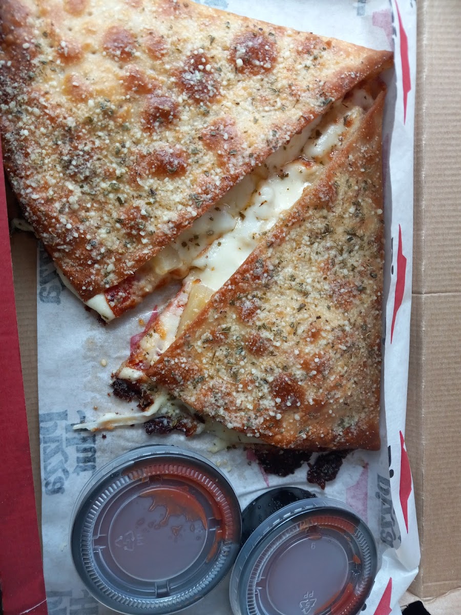 Pizza Hut Photo 9
