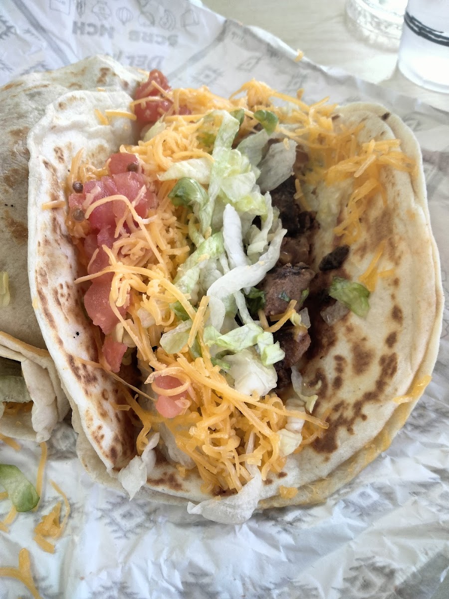 Del Taco Photo 8