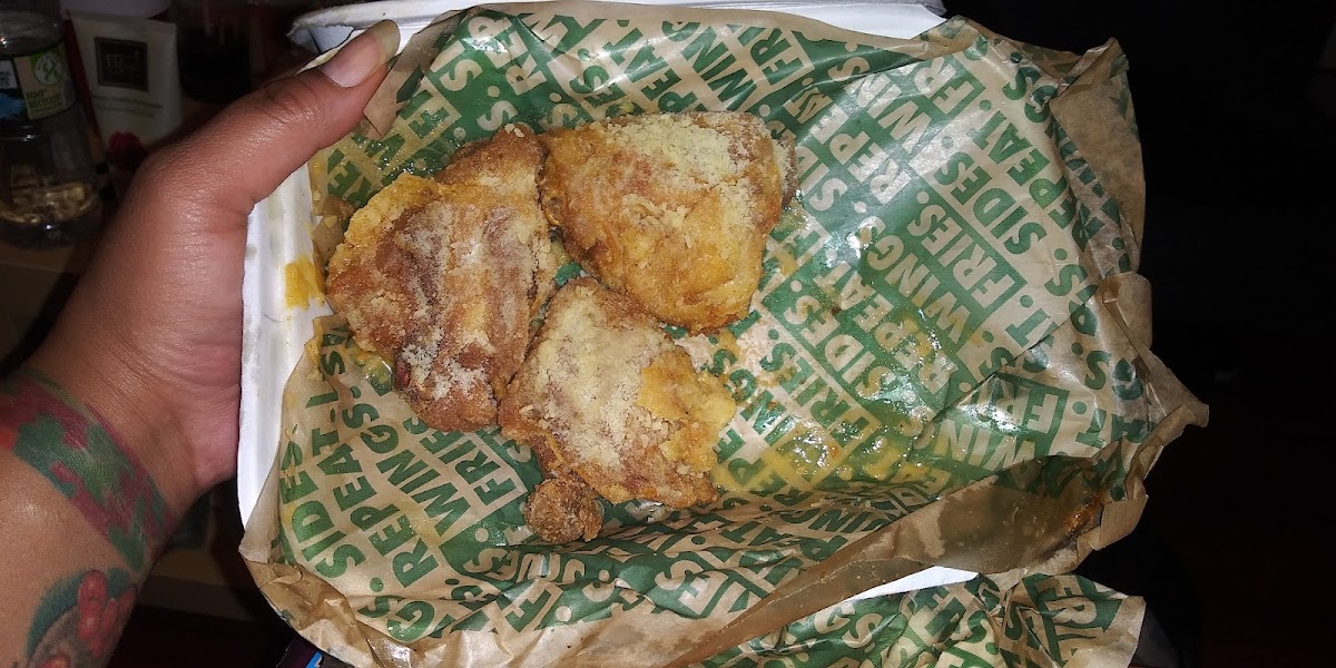 Wingstop Photo 10