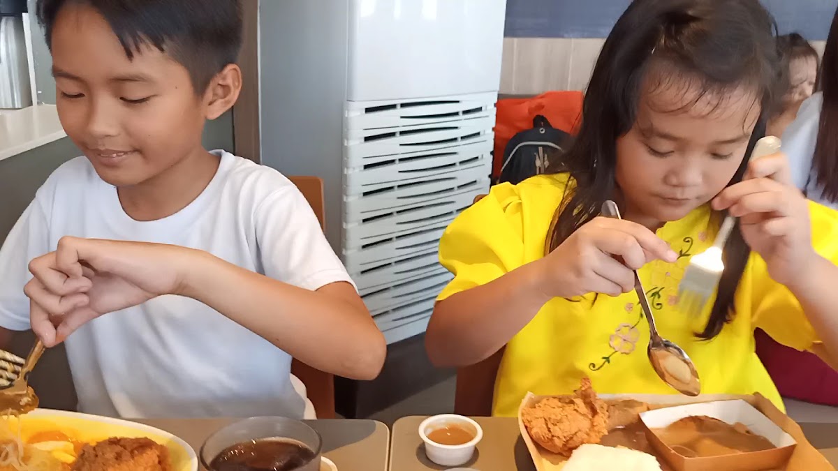 Jollibee Photo 2