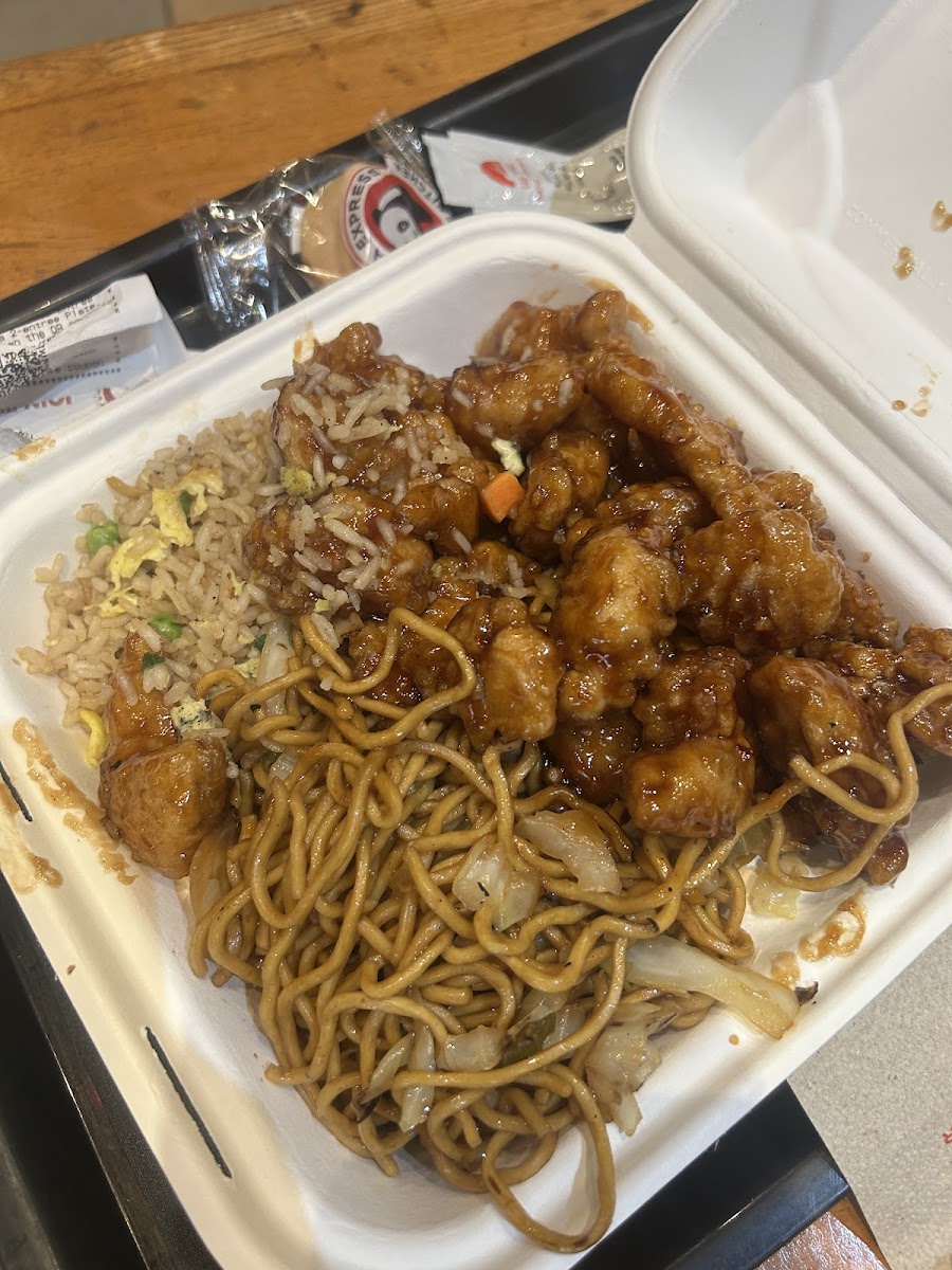 Panda Express Photo 6
