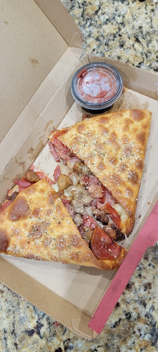 Pizza Hut Photo 8
