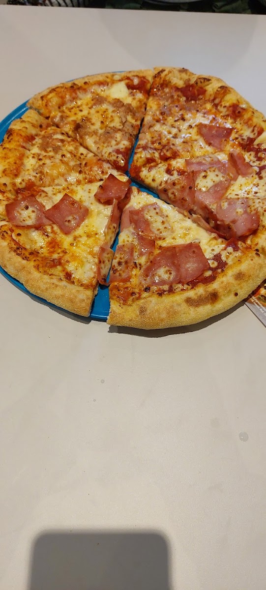 Domino's Pizza Photo 8