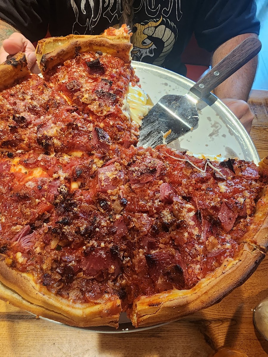 Giordano's Photo 4