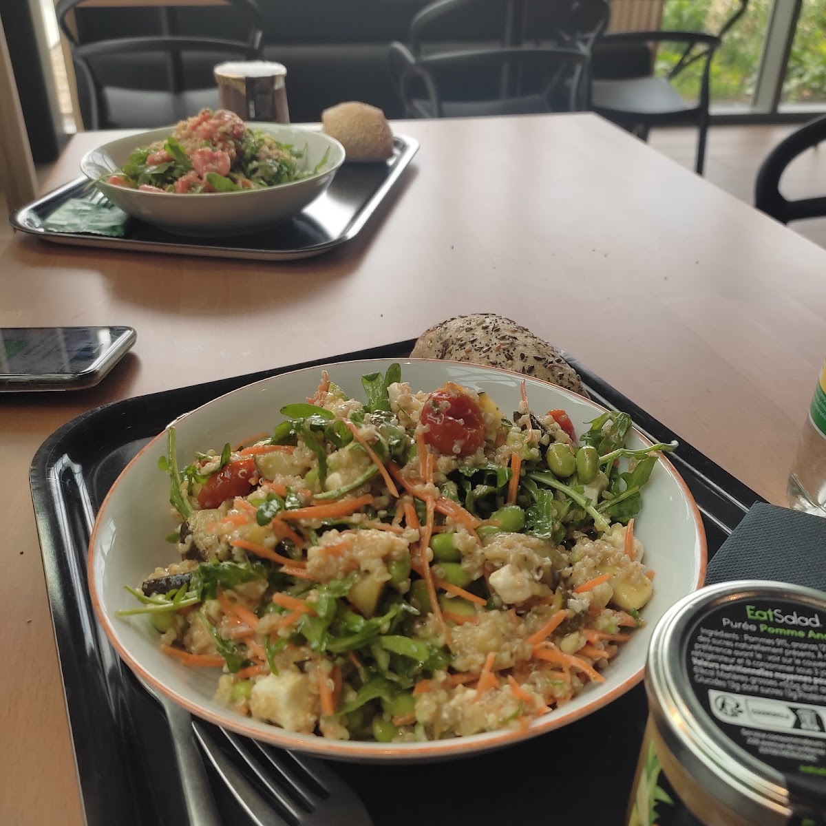 Eat Salad Photo 6