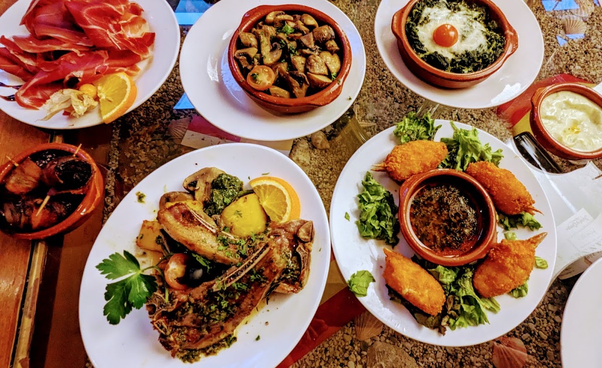 La Bodega Photo 8