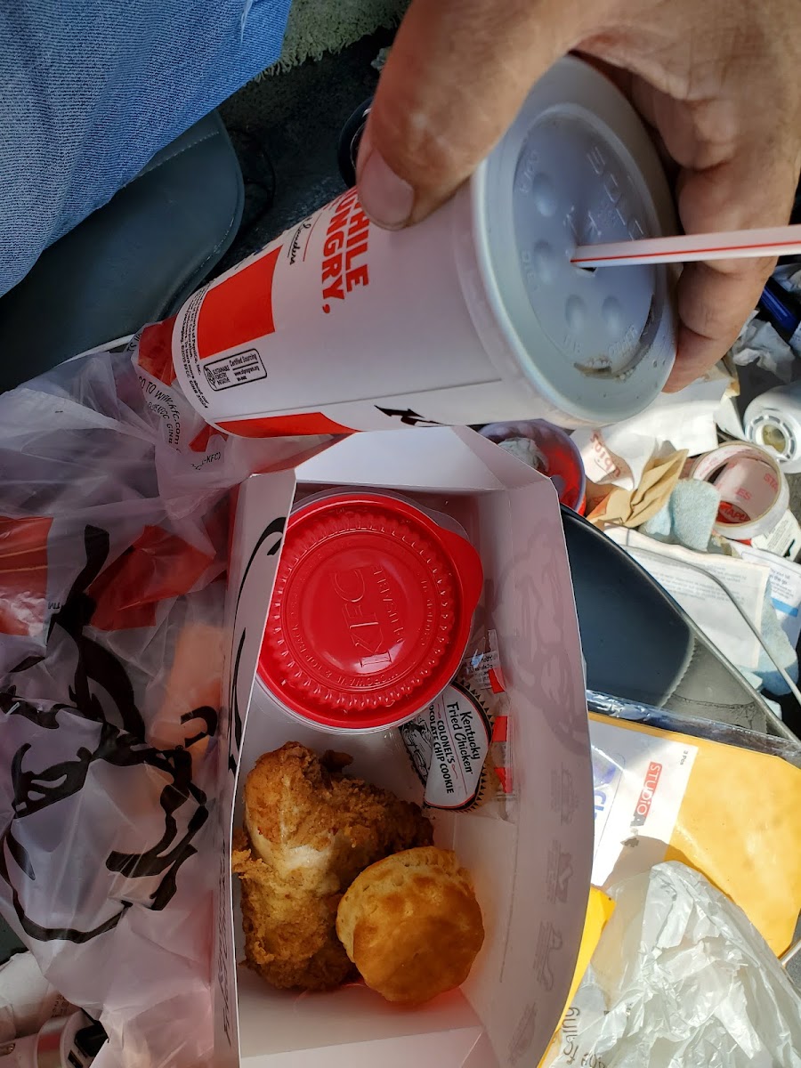 KFC Photo 7