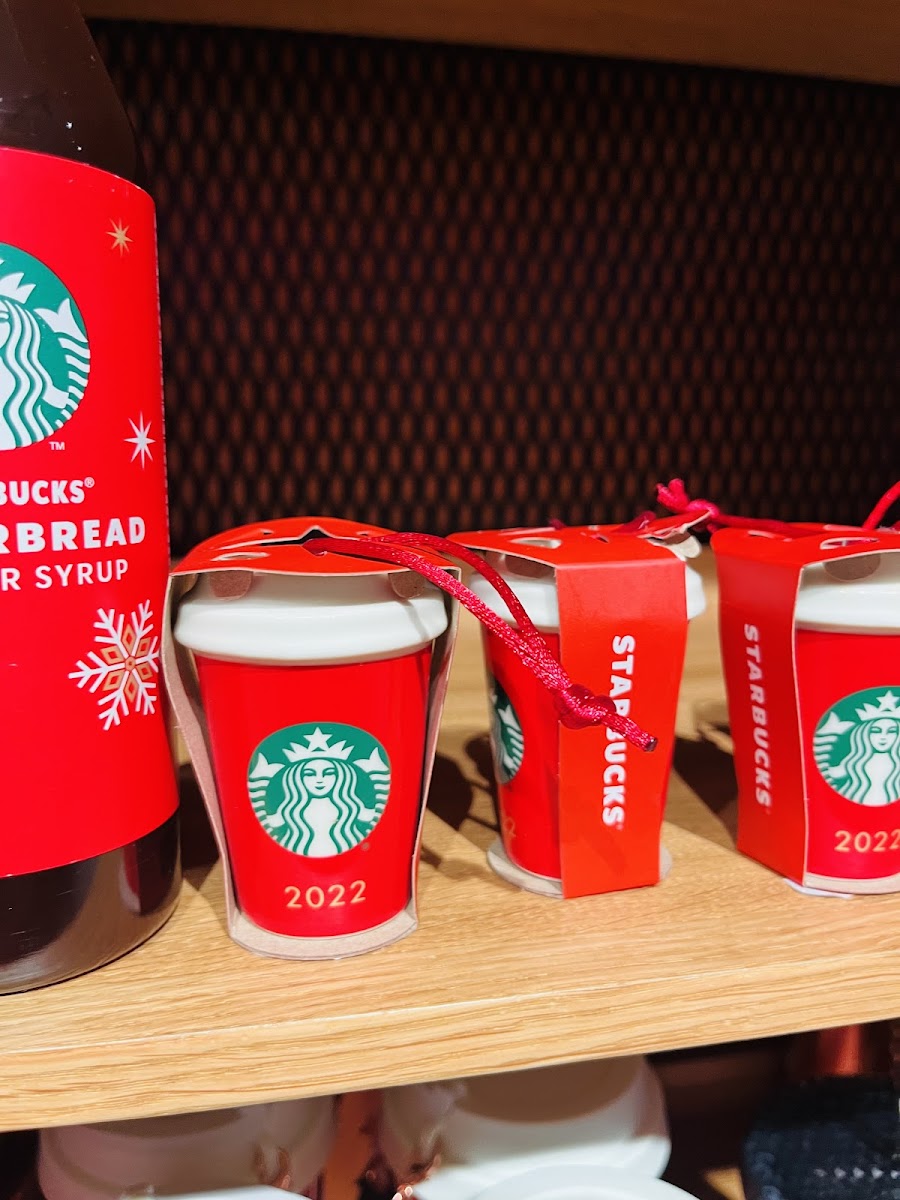 Starbucks Photo 8