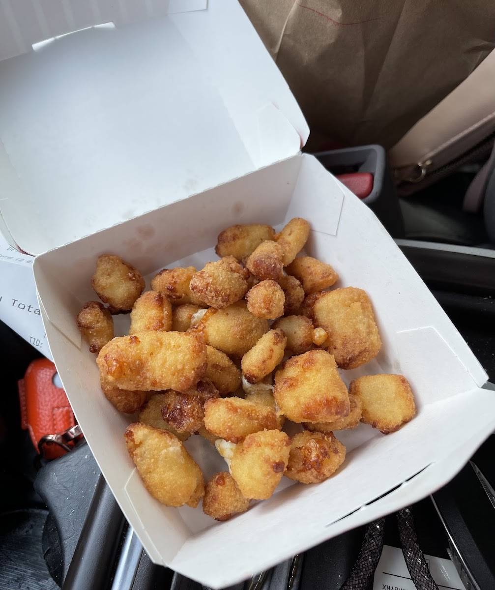 Freddy's Frozen Custard & Steakburgers Photo 4