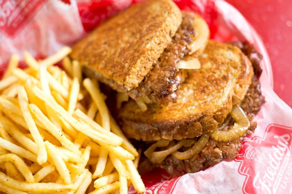 Freddy's Frozen Custard & Steakburgers Photo 6