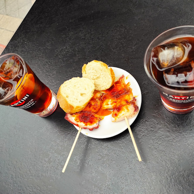 Marianitos Preparados Y Pintxos de Pulpo A Feira
