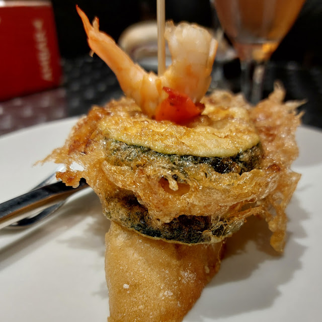 Calabacin Rebozado Con Picadillo Y Langostino