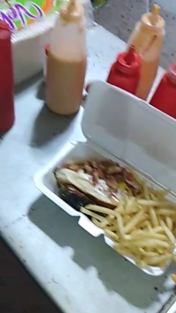 El Chapo Hot Dogs & Hamburgers Photo 2