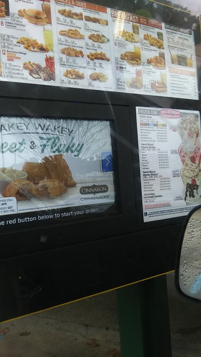 Sonic Drive-In Photo 10
