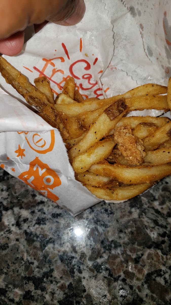Popeyes Louisiana Kitchen Photo 8